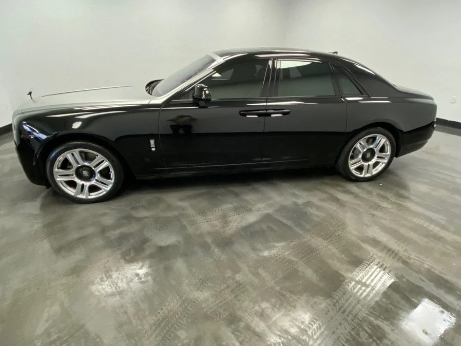 2015 Rolls-Royce Ghost 1st Gen - Image 2 of 20