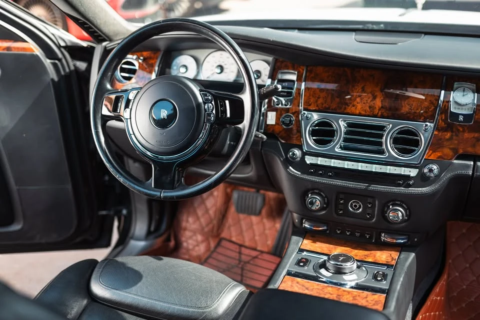 2015 Rolls-Royce Ghost 1st Gen - Image 10 of 20