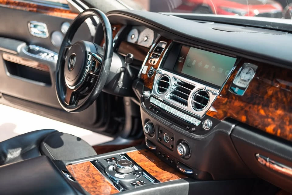 2015 Rolls-Royce Ghost 1st Gen - Image 19 of 20