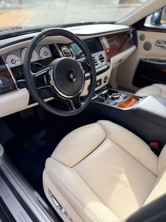 2015 Rolls-Royce Ghost 1st Gen - Image 7 of 14
