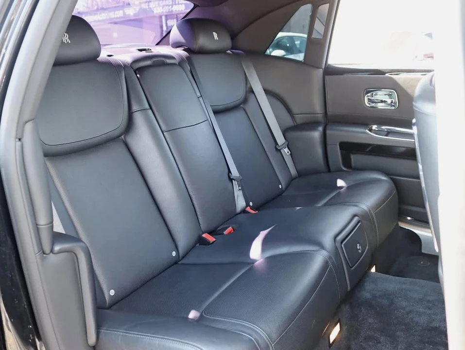 2015 Rolls-Royce Ghost 1st Gen - Image 17 of 19