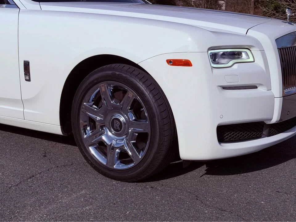 2015 Rolls-Royce Ghost 1st Gen - Image 11 of 19