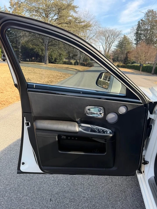 2015 Rolls-Royce Ghost 1st Gen - Image 19 of 19