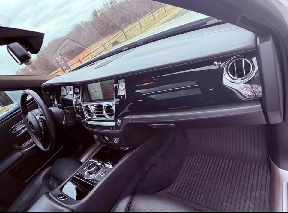 2015 Rolls-Royce Ghost 1st Gen - Image 11 of 14
