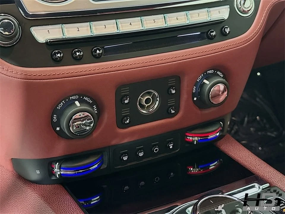 2015 Rolls-Royce Wraith 2nd Gen - Image 11 of 16