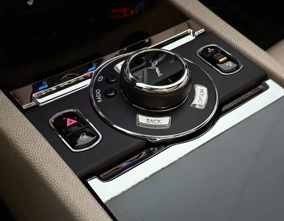 2015 Rolls-Royce Wraith 2nd Gen - Image 16 of 19