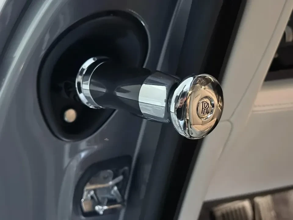 2015 Rolls-Royce Wraith 2nd Gen - Image 9 of 19