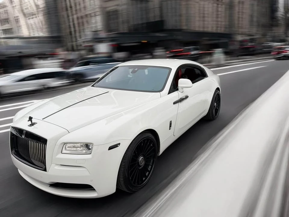 2015 Rolls-Royce Wraith 2nd Gen - Image 2 of 10