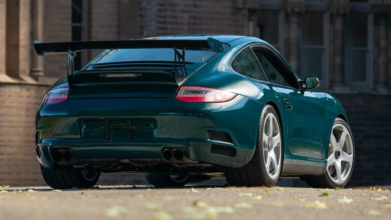 2015 RUF - Image 3 of 31