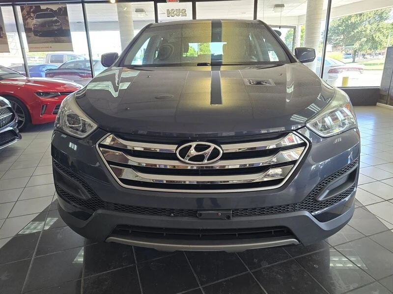 2015 Hyundai Santa Fe - Image 2 of 4
