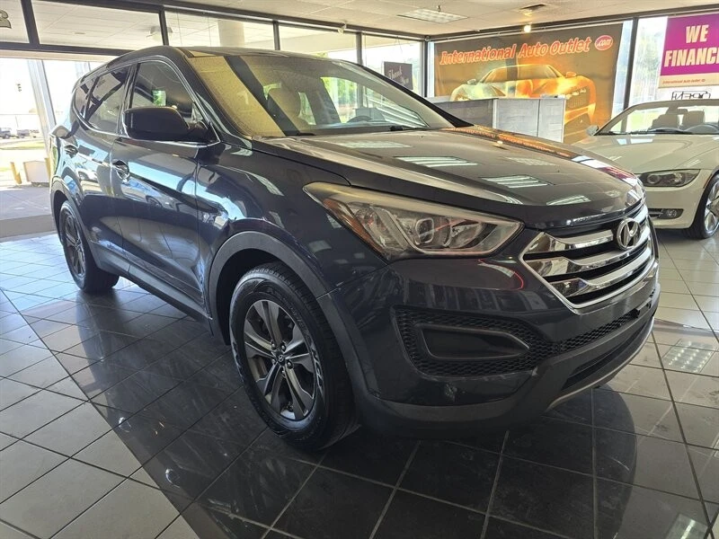 2015 Hyundai Santa Fe - Image 3 of 4