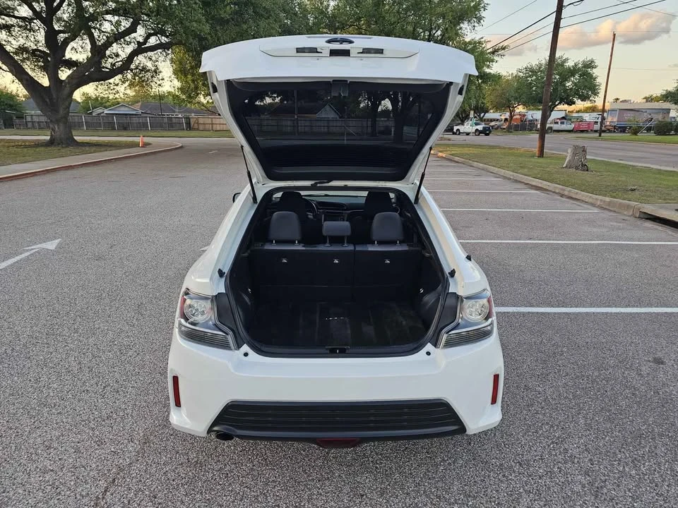2015 Scion tC - Image 8 of 19