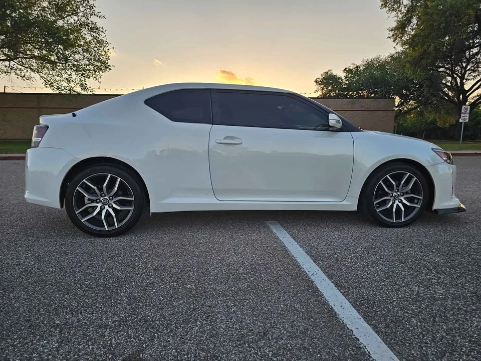 2015 Scion tC - Image 4 of 19