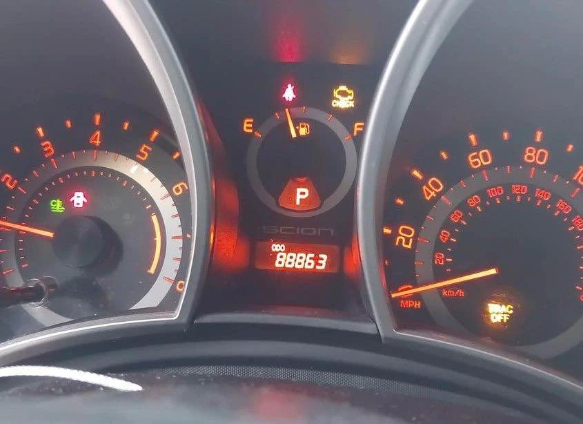 2015 Scion tC - Image 4 of 5