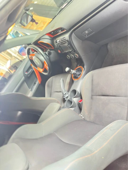 2015 Scion tC - Image 4 of 4