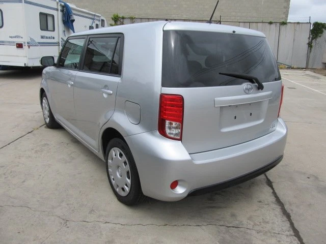 2015 Scion xB - Image 3 of 9