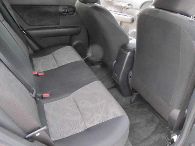2015 Scion xB - Image 6 of 9
