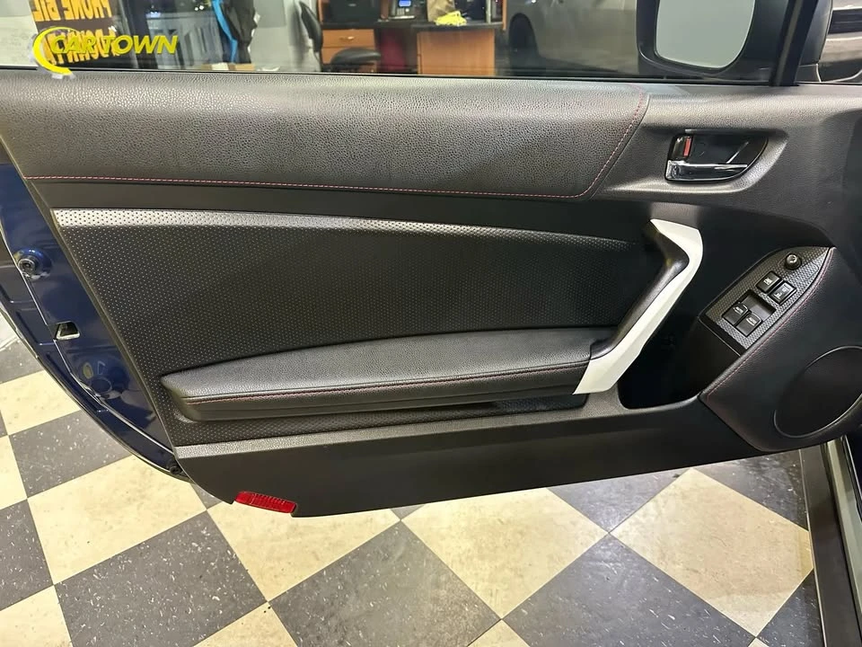 2015 Scion FR-S - Image 16 of 20