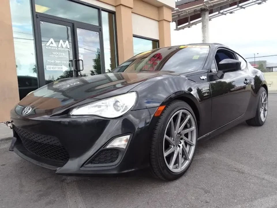 2015 Scion FR-S - Image 2 of 20