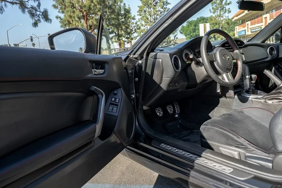 2015 Scion FR-S - Image 12 of 15