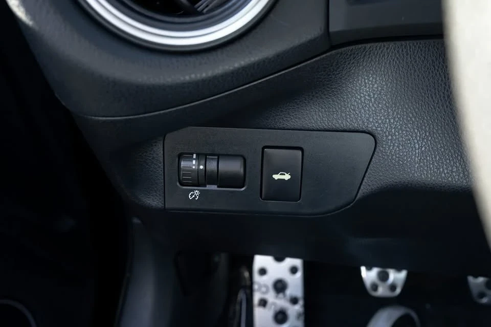 2015 Scion FR-S - Image 6 of 15