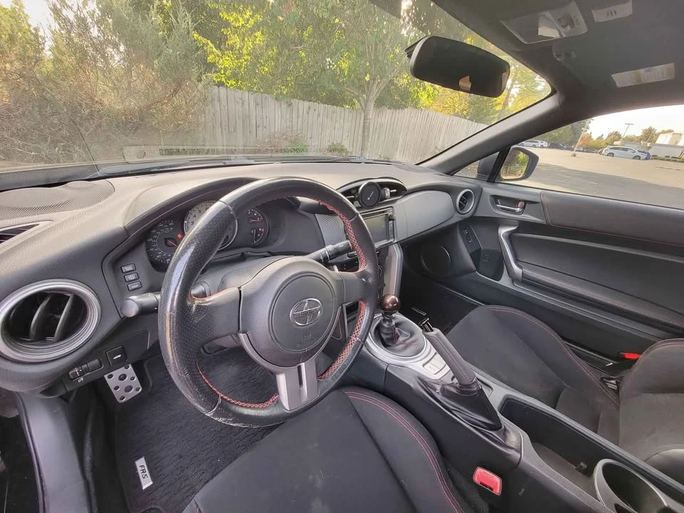 2015 Scion FR-S - Image 7 of 10