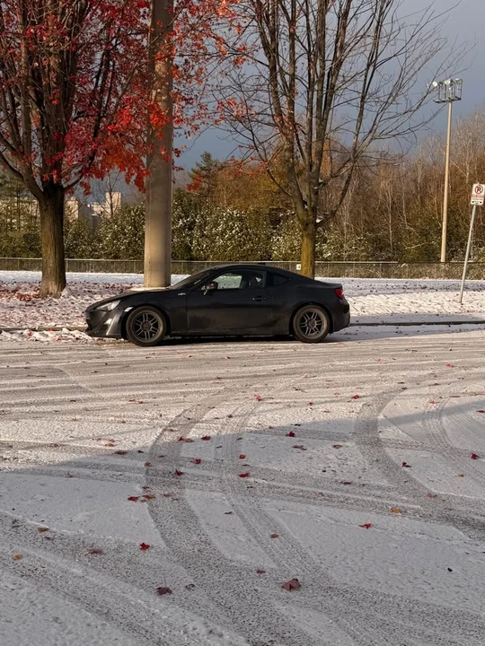 2015 Scion FR-S - Image 2 of 6