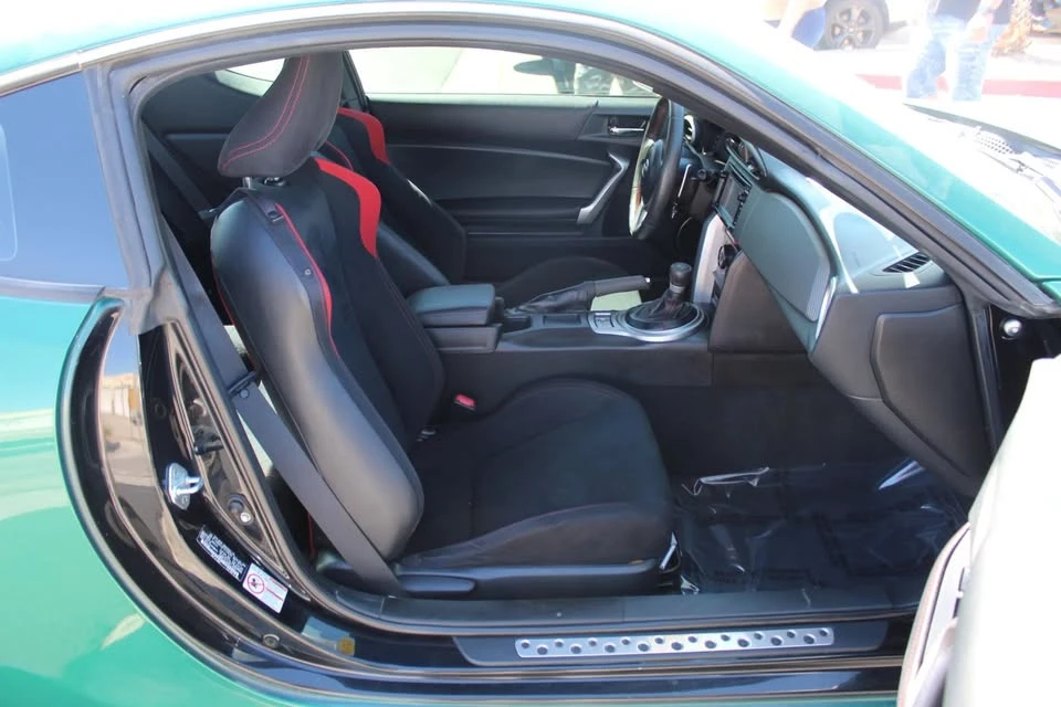 2015 Scion FR-S - Image 15 of 18