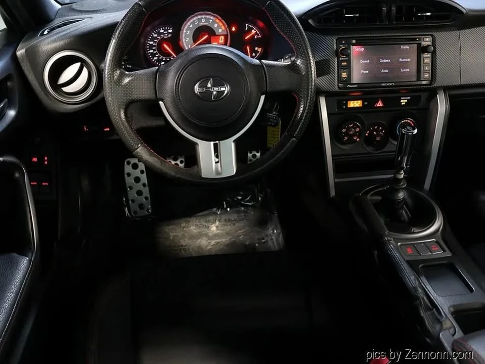 2015 Scion FR-S - Image 2 of 5