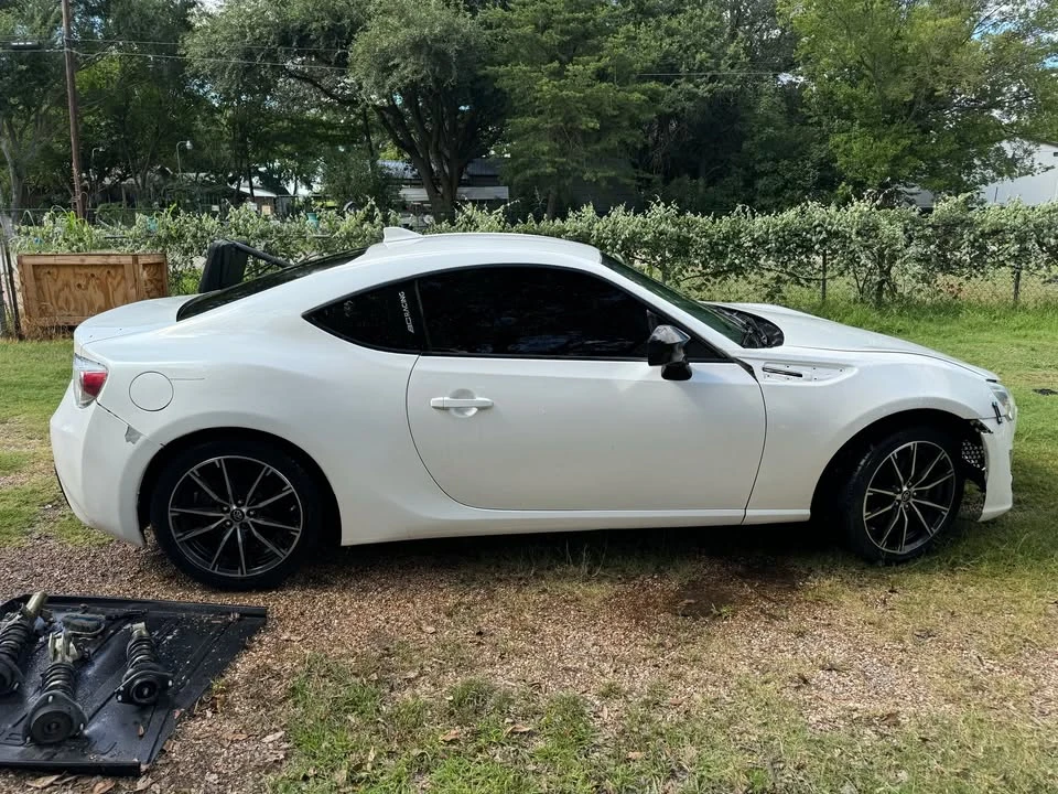 2015 Scion FR-S - Image 10 of 11