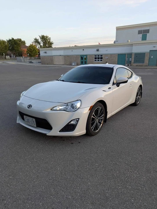 2015 Scion FR-S - Image 2 of 20