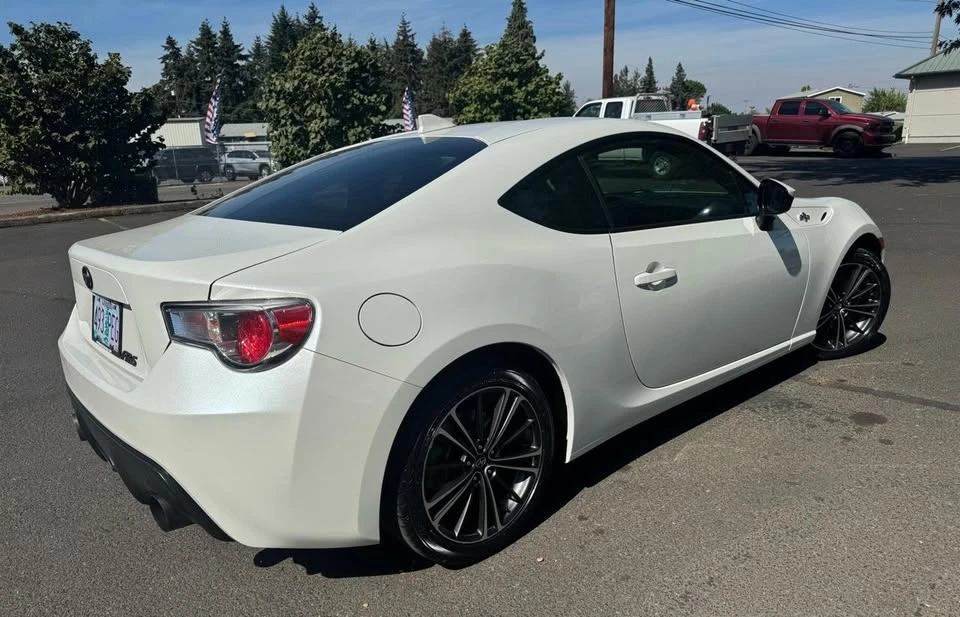2015 Scion FR-S - Image 5 of 12
