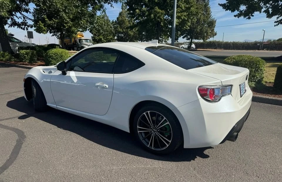 2015 Scion FR-S - Image 3 of 12