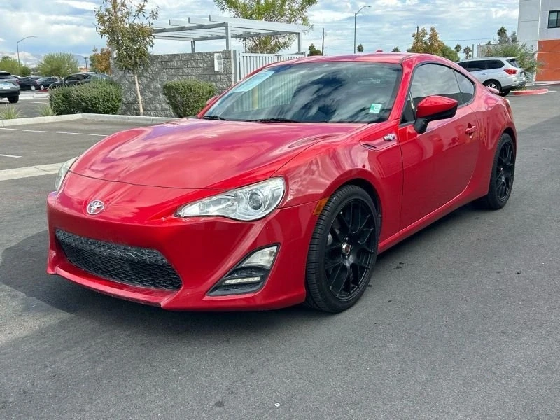 2015 Scion FR-S - Image 2 of 15