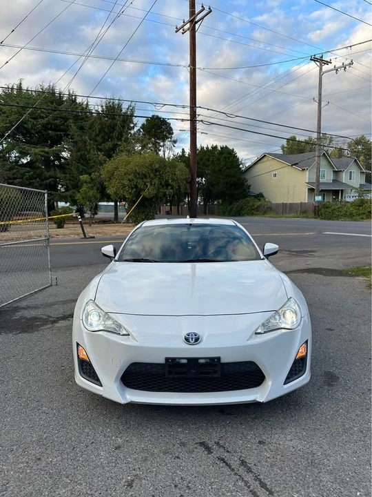 2015 Scion FR-S - Image 2 of 11