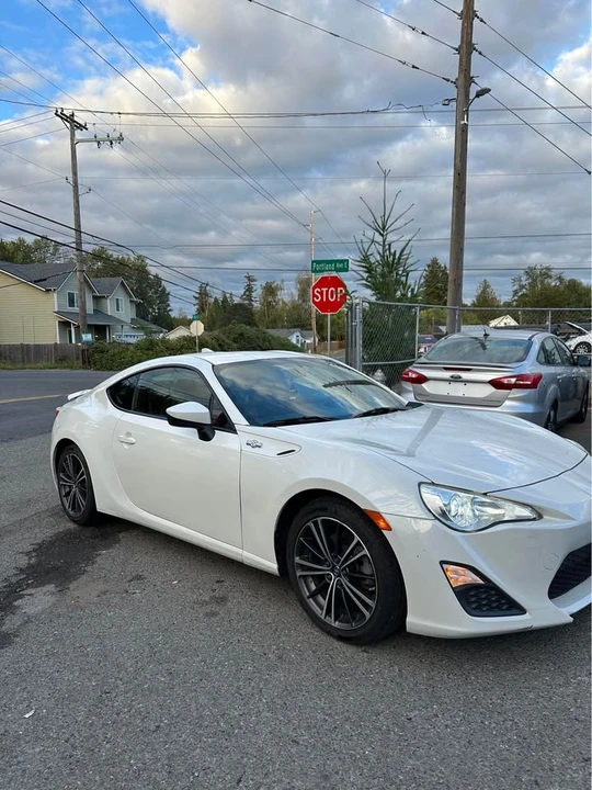 2015 Scion FR-S - Image 7 of 11