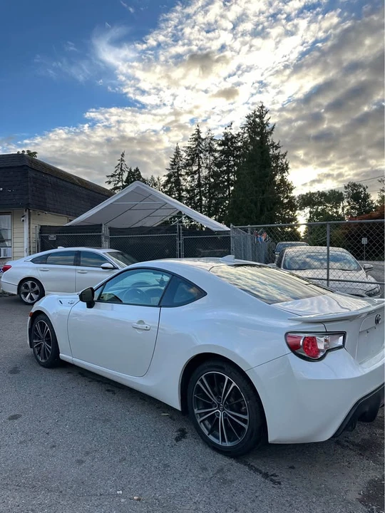 2015 Scion FR-S - Image 4 of 11