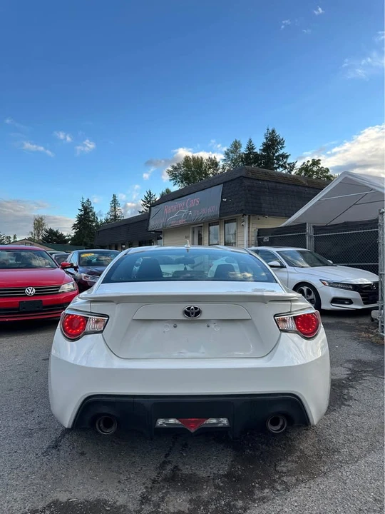 2015 Scion FR-S - Image 5 of 11