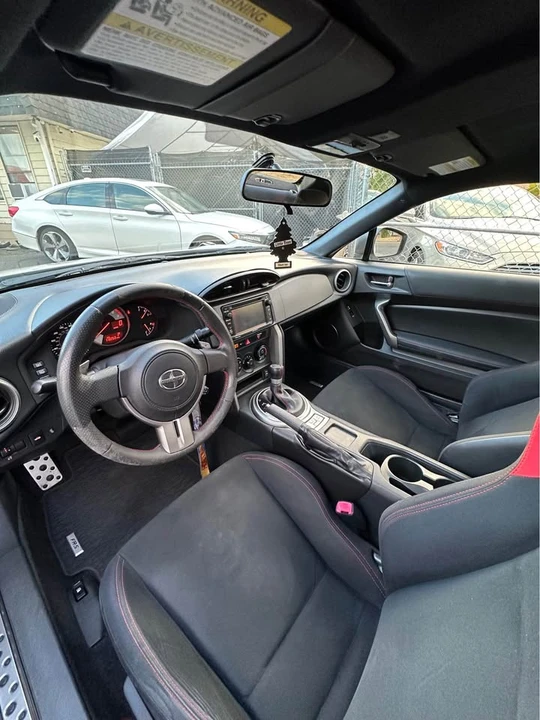 2015 Scion FR-S - Image 8 of 11