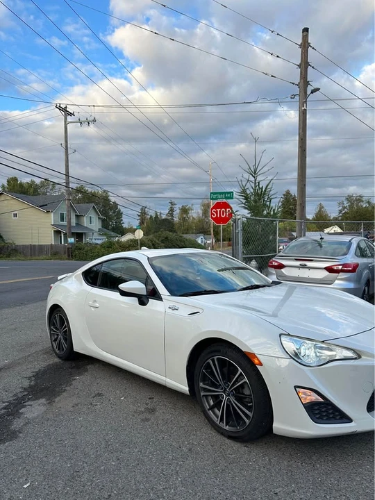 2015 Scion FR-S - Image 7 of 11