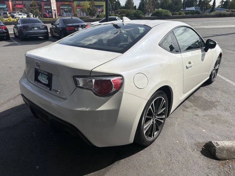 2015 Scion FR-S - Image 7 of 19