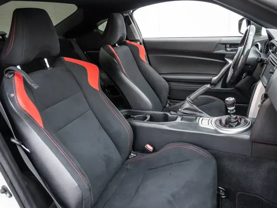 2015 Scion FR-S - Image 3 of 8