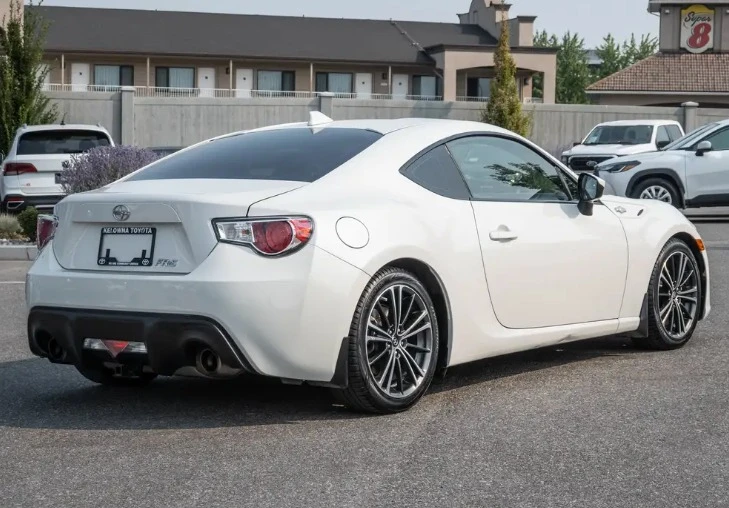 2015 Scion FR-S - Image 8 of 8