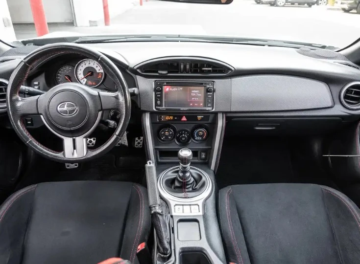 2015 Scion FR-S - Image 2 of 8