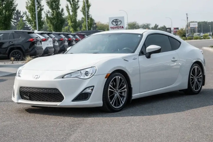 2015 Scion FR-S - Image 6 of 8