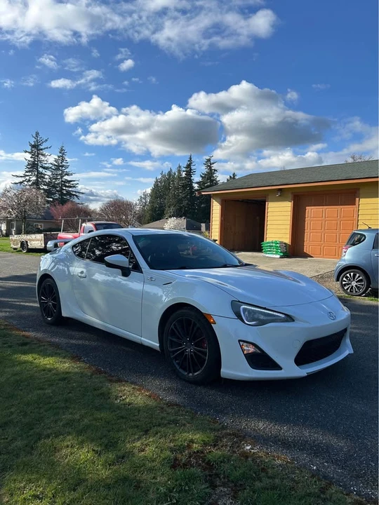 2015 Scion FR-S - Image 3 of 18