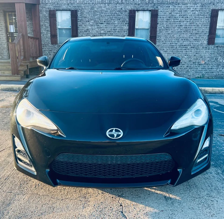 2015 Scion FR-S - Image 2 of 8