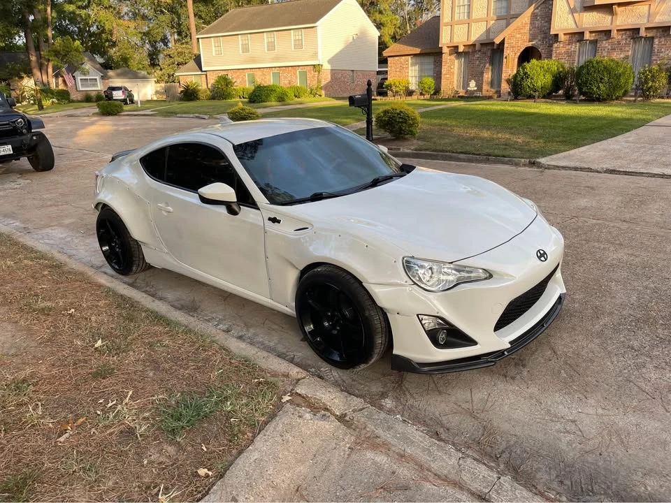 2015 Scion FR-S - Image 17 of 17