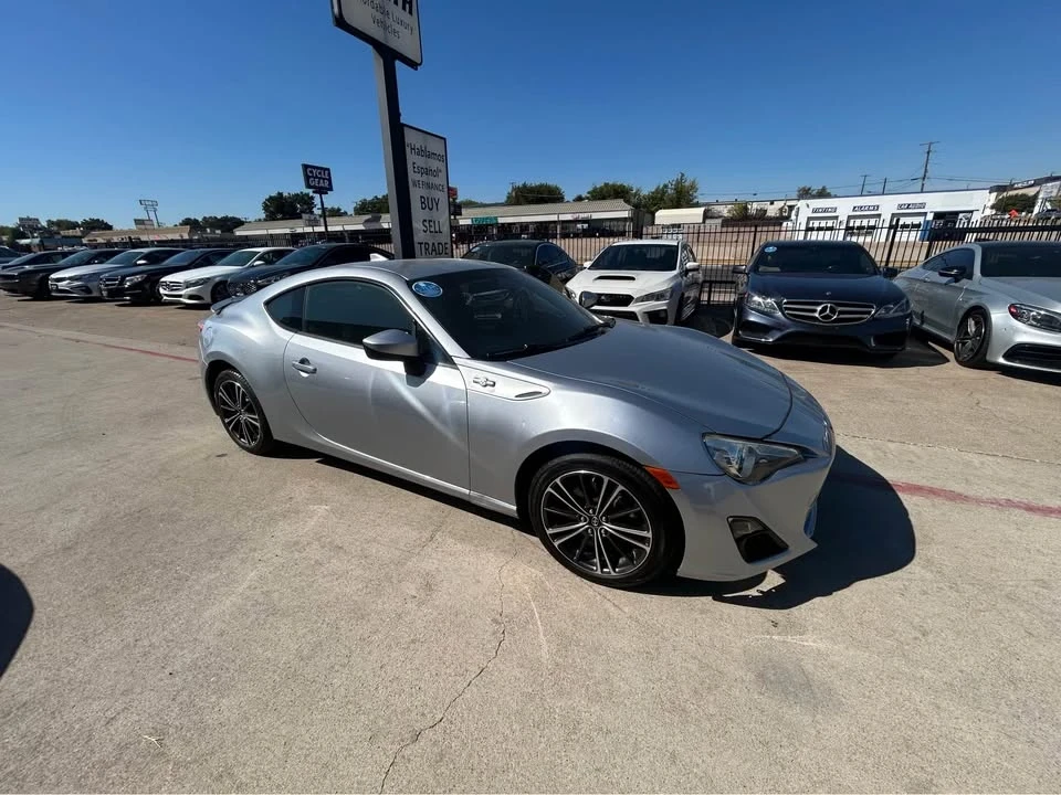 2015 Scion FR-S - Image 9 of 10