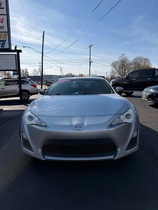2015 Scion FR-S - Image 2 of 14